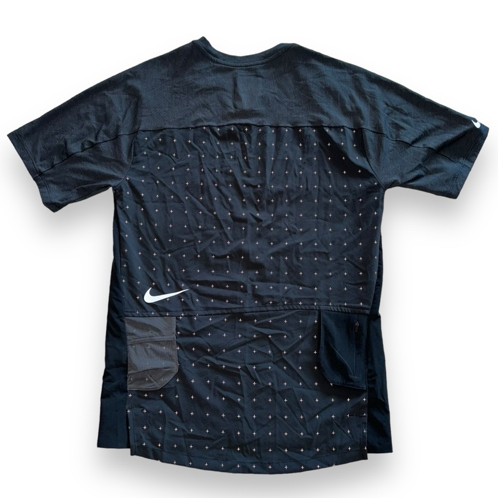 Nike Tech Pack Reflective Black Running Shirt Mens Size small Breathable Pockets
